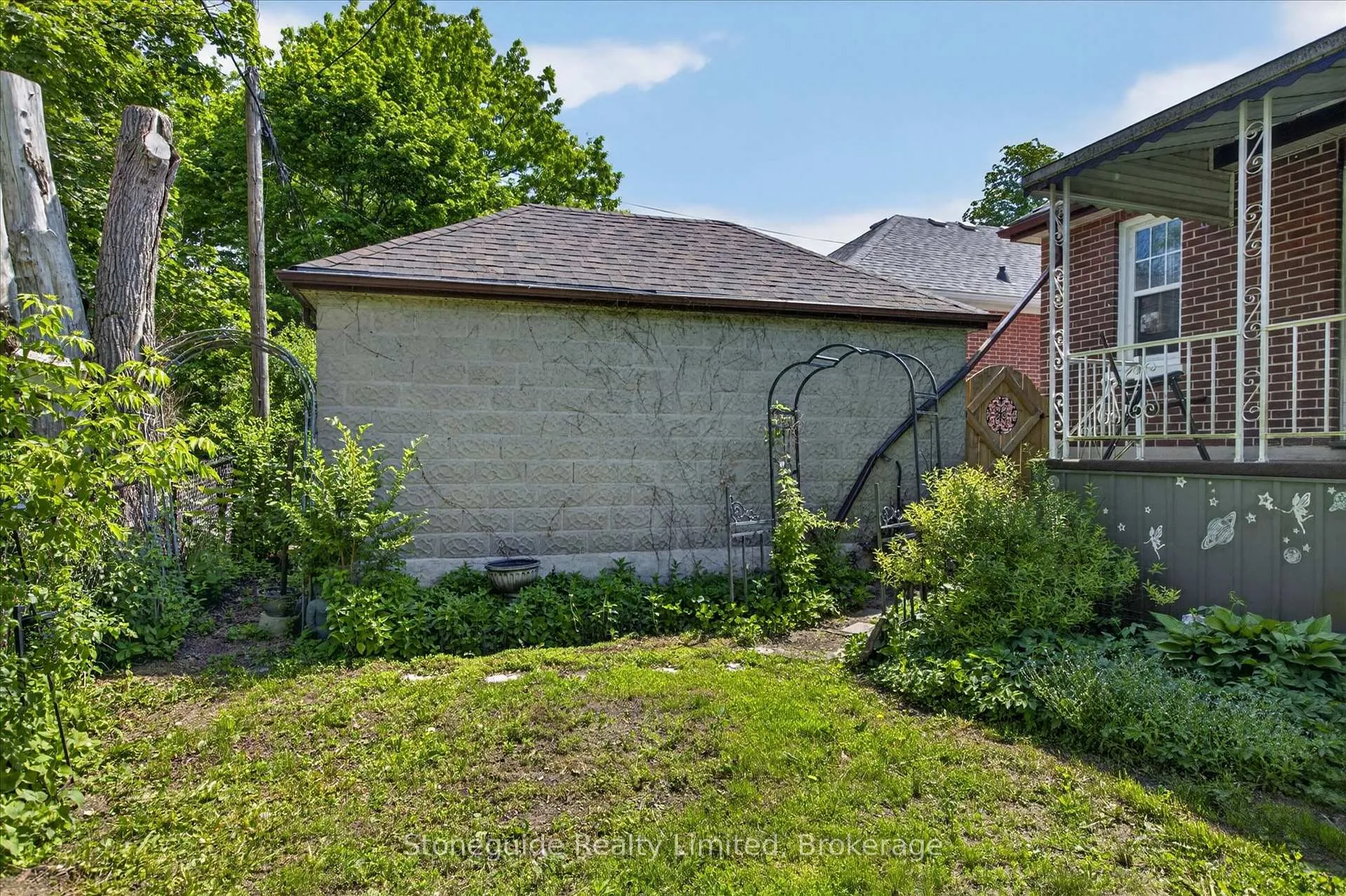 Photo 43 of 534 Douglas Avenue, Peterborough, Town Ward 3 — HOMEH