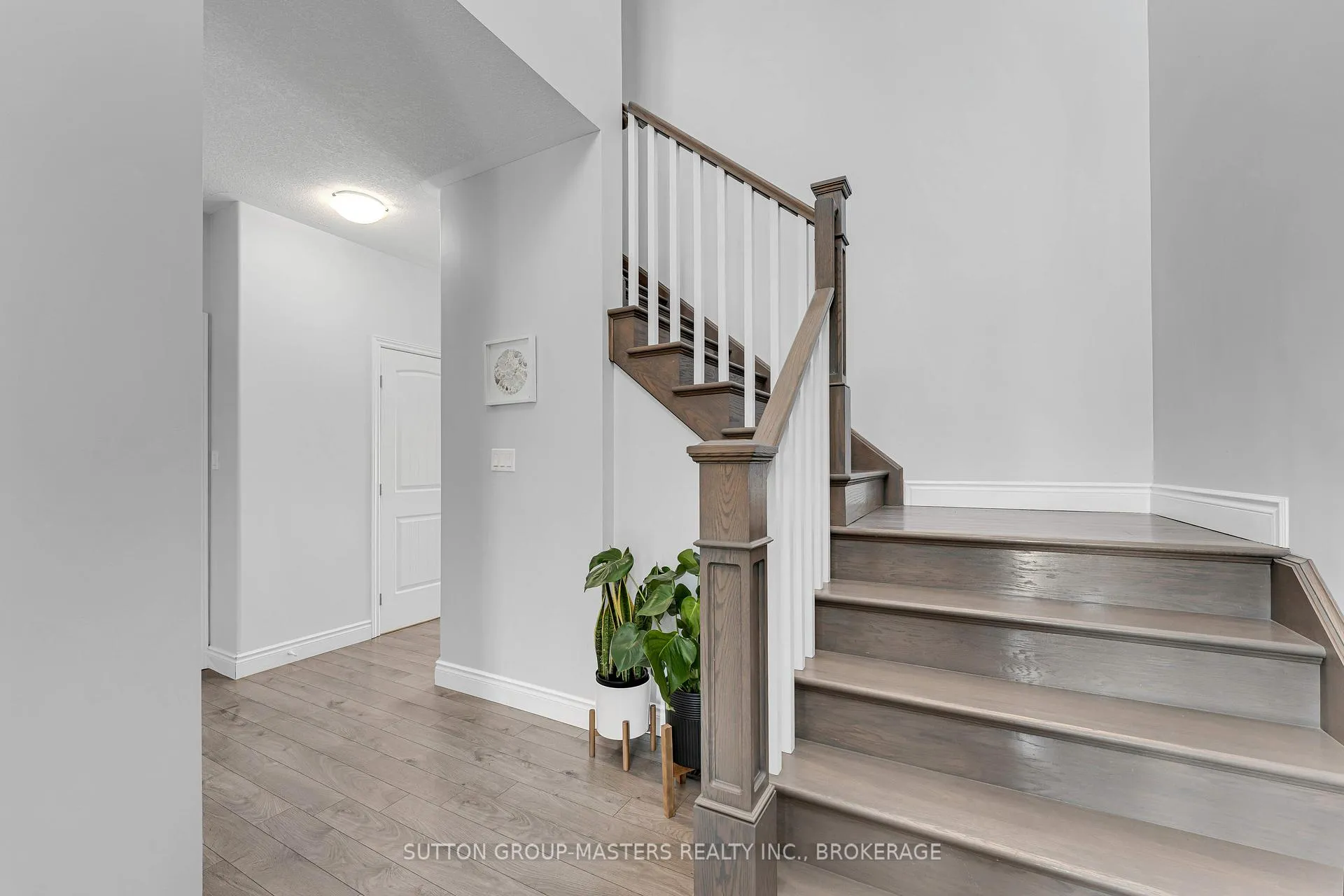Photo 4 of 189 Macdougall Drive, Loyalist, Amherstview — HOMEH