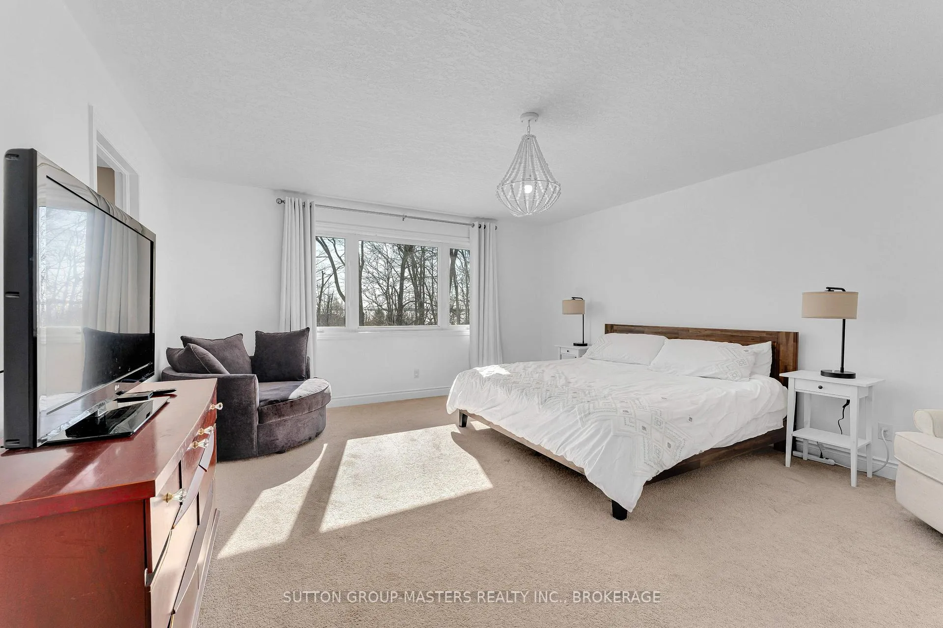 Photo 20 of 189 Macdougall Drive, Loyalist, Amherstview — HOMEH