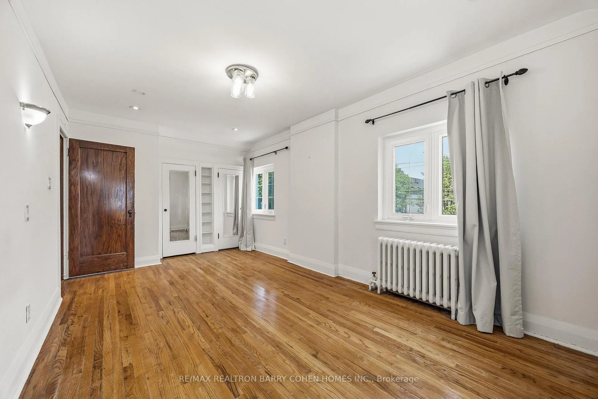 Photo 15 of 138 Fallingbrook Road, Scarborough, Birchcliffe-Cliffside — HOMEH