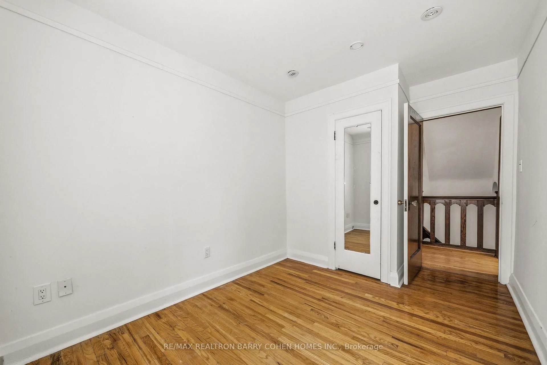 Photo 18 of 138 Fallingbrook Road, Scarborough, Birchcliffe-Cliffside — HOMEH
