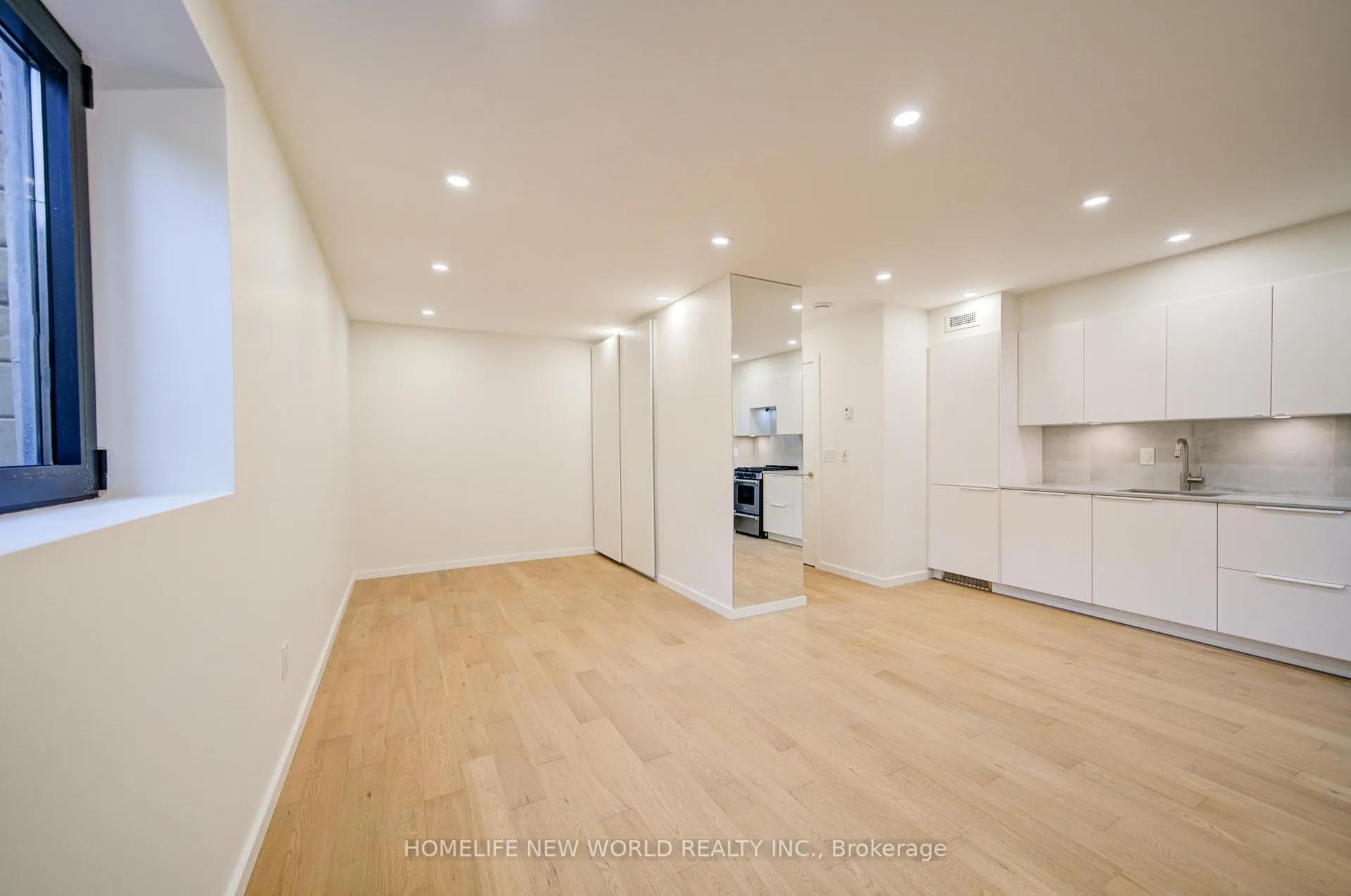 Photo 9 of Unit UNIT 5, 78 Gladstone Avenue, Toronto, Little Portugal — HOMEH
