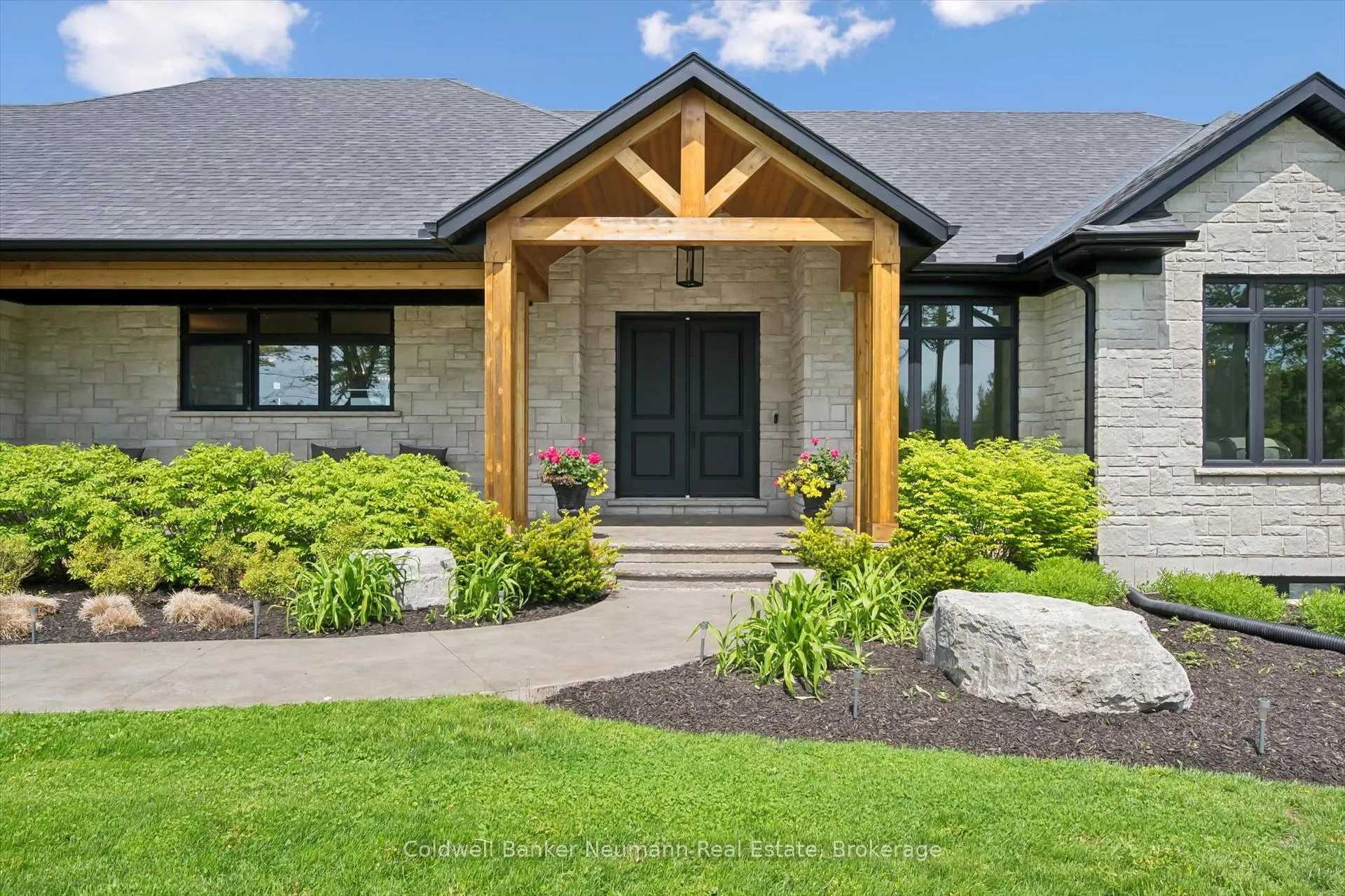 Photo 4 of 5523 Fourth Line, Guelph/Eramosa, Rural Guelph/Eramosa East — HOMEH