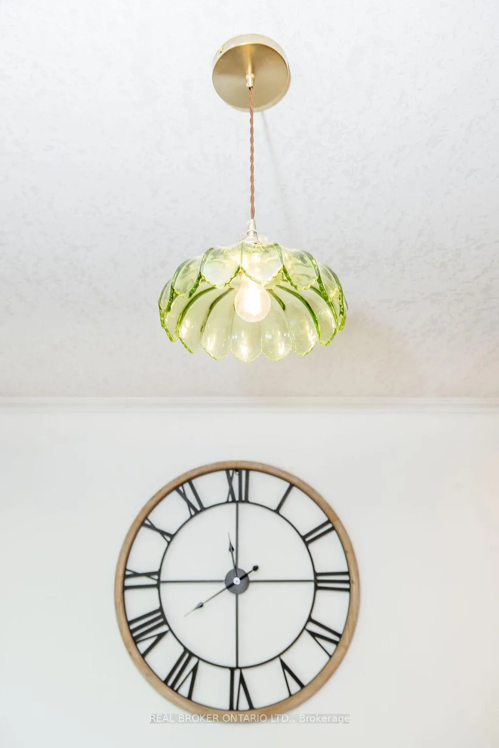 Photo 21 of 63 Huronwoods Drive, Oro-Medonte, Sugarbush — HOMEH