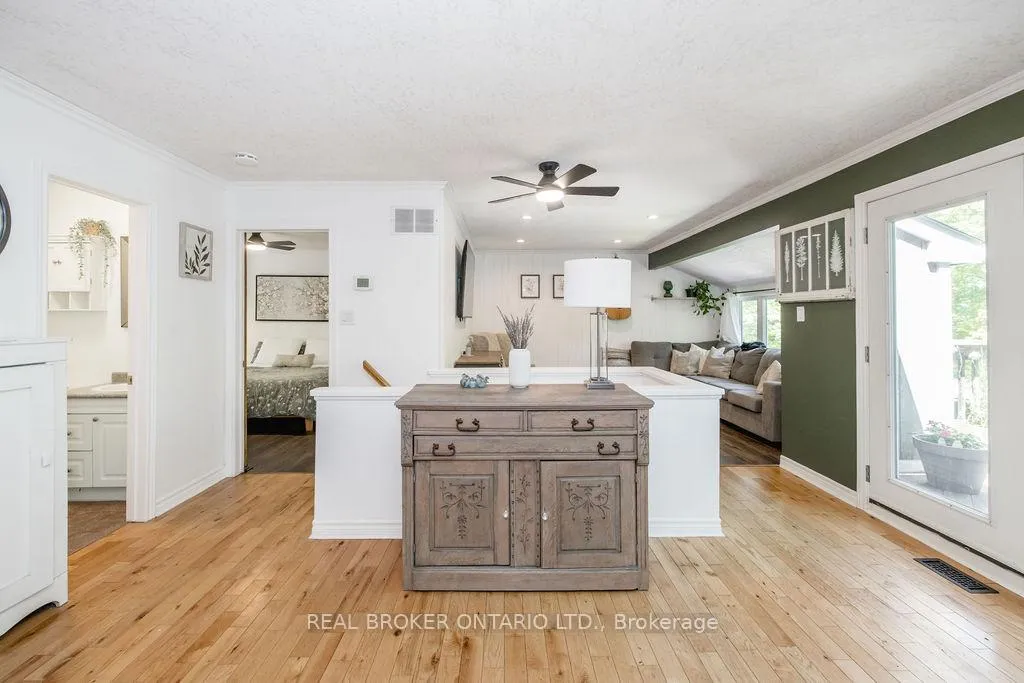 Photo 22 of 63 Huronwoods Drive, Oro-Medonte, Sugarbush — HOMEH