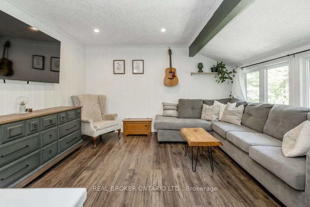 Photo 24 of 63 Huronwoods Drive, Oro-Medonte, Sugarbush — HOMEH