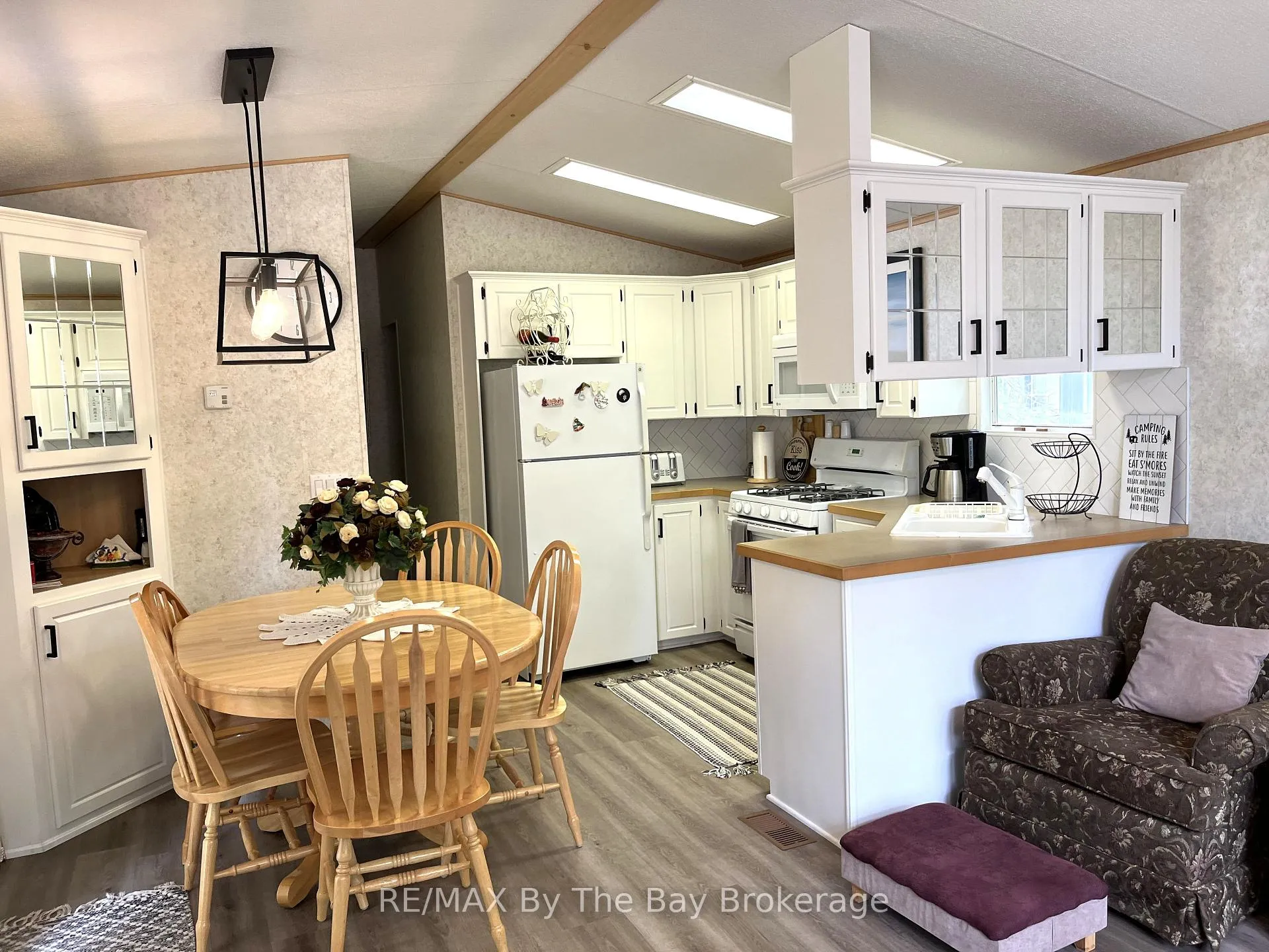 Photo 8 of Unit 247, 85 Theme Park Drive, Wasaga Beach — HOMEH
