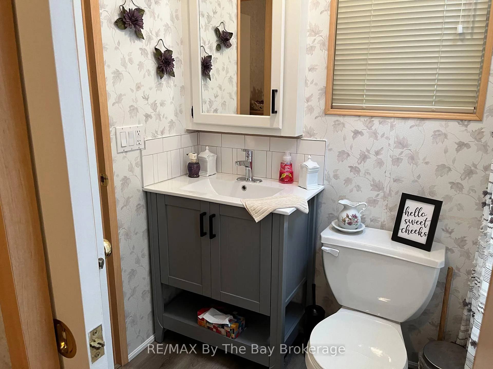 Photo 13 of Unit 247, 85 Theme Park Drive, Wasaga Beach — HOMEH