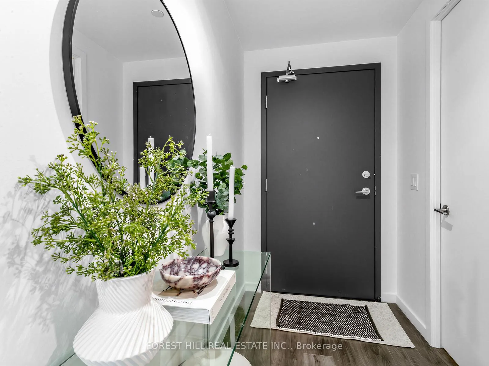 Photo 2 of Unit 519, 7 Smith Crescent, Etobicoke, Stonegate-Queensway — HOMEH
