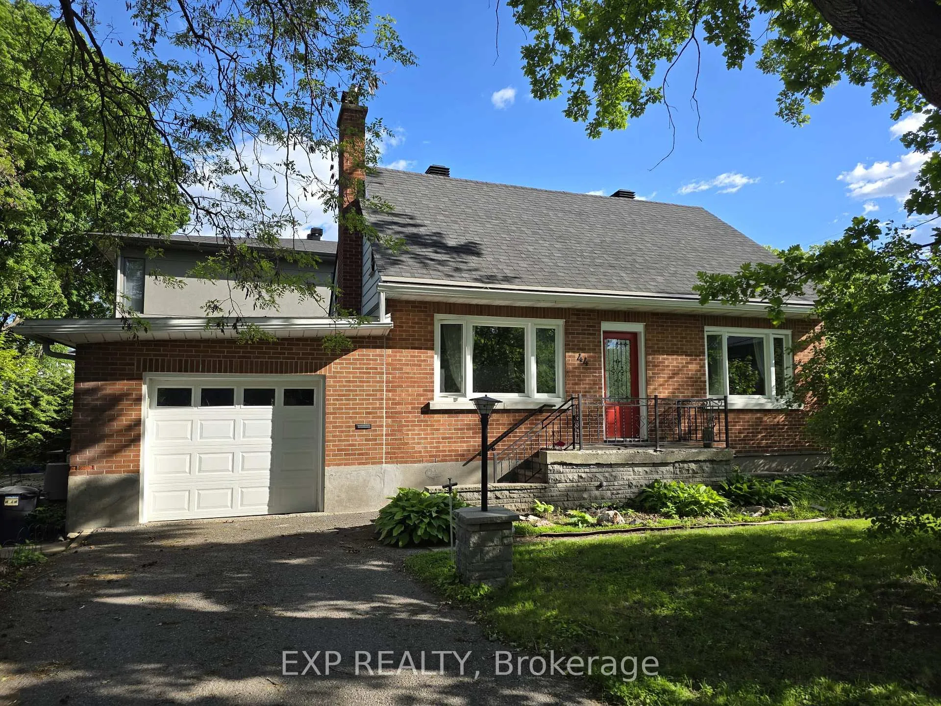 Front of 44 Clearview Avenue