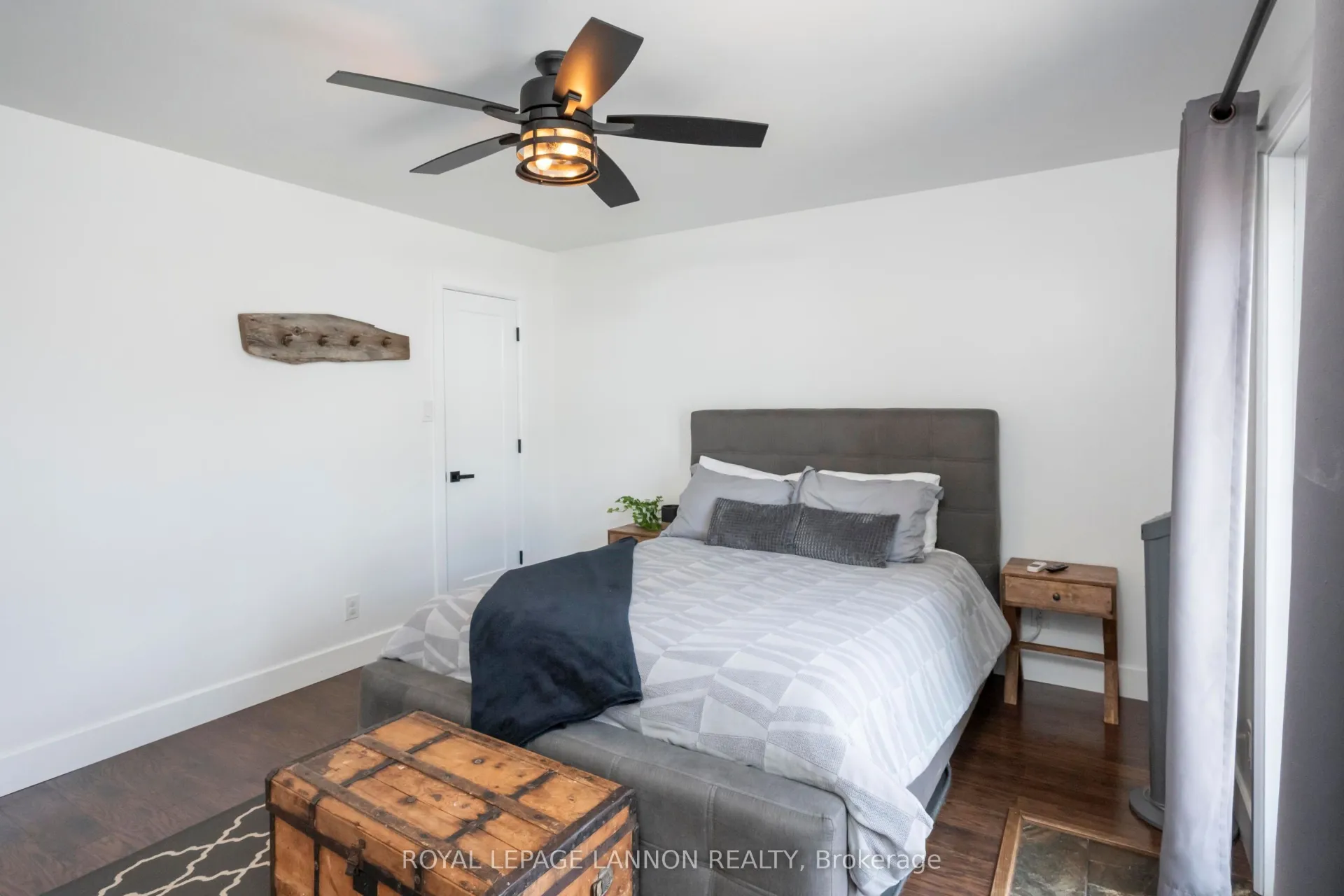 Photo 18 of 148 Nottingham Crescent, Thunder Bay, John Street North — HOMEH