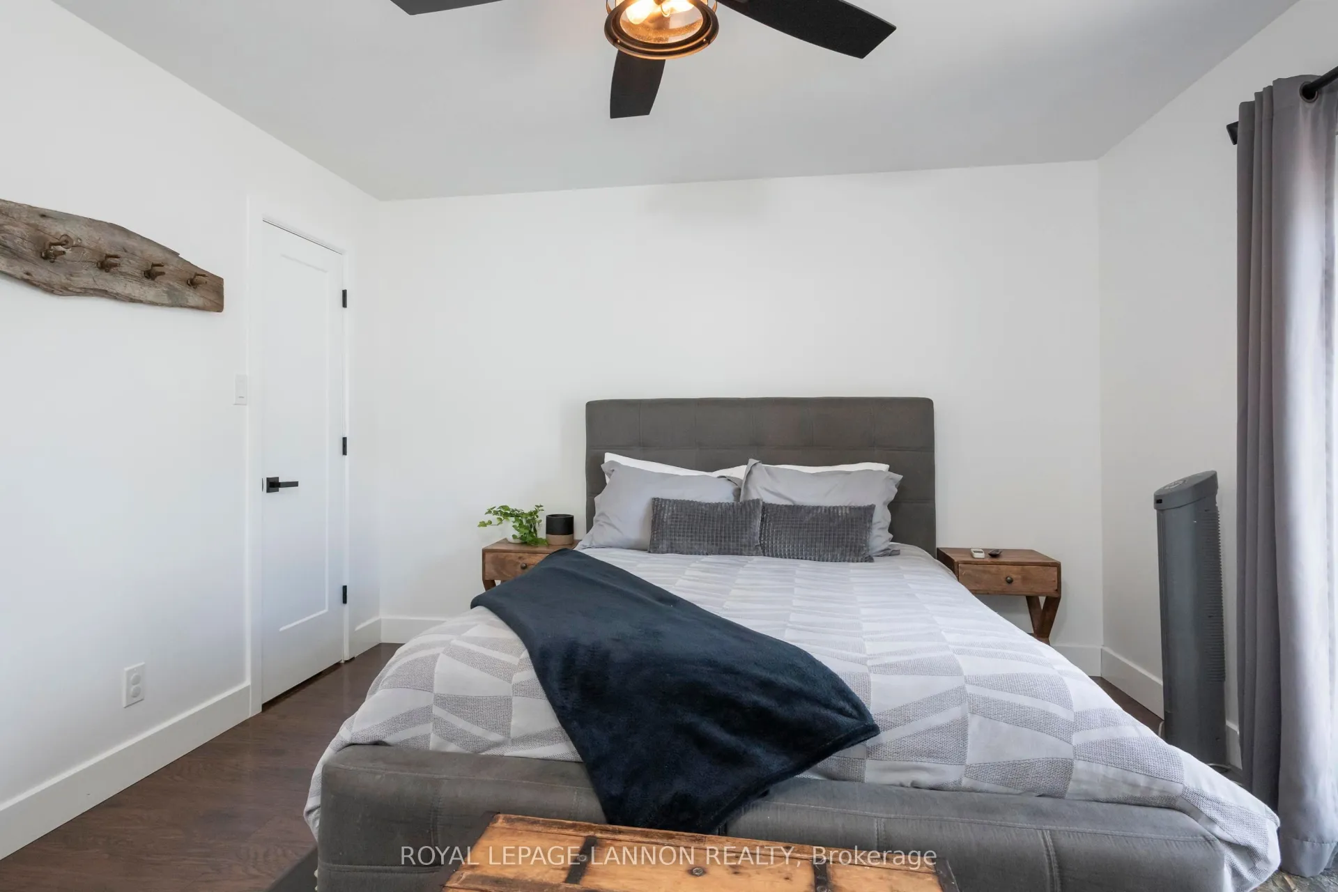 Photo 22 of 148 Nottingham Crescent, Thunder Bay, John Street North — HOMEH