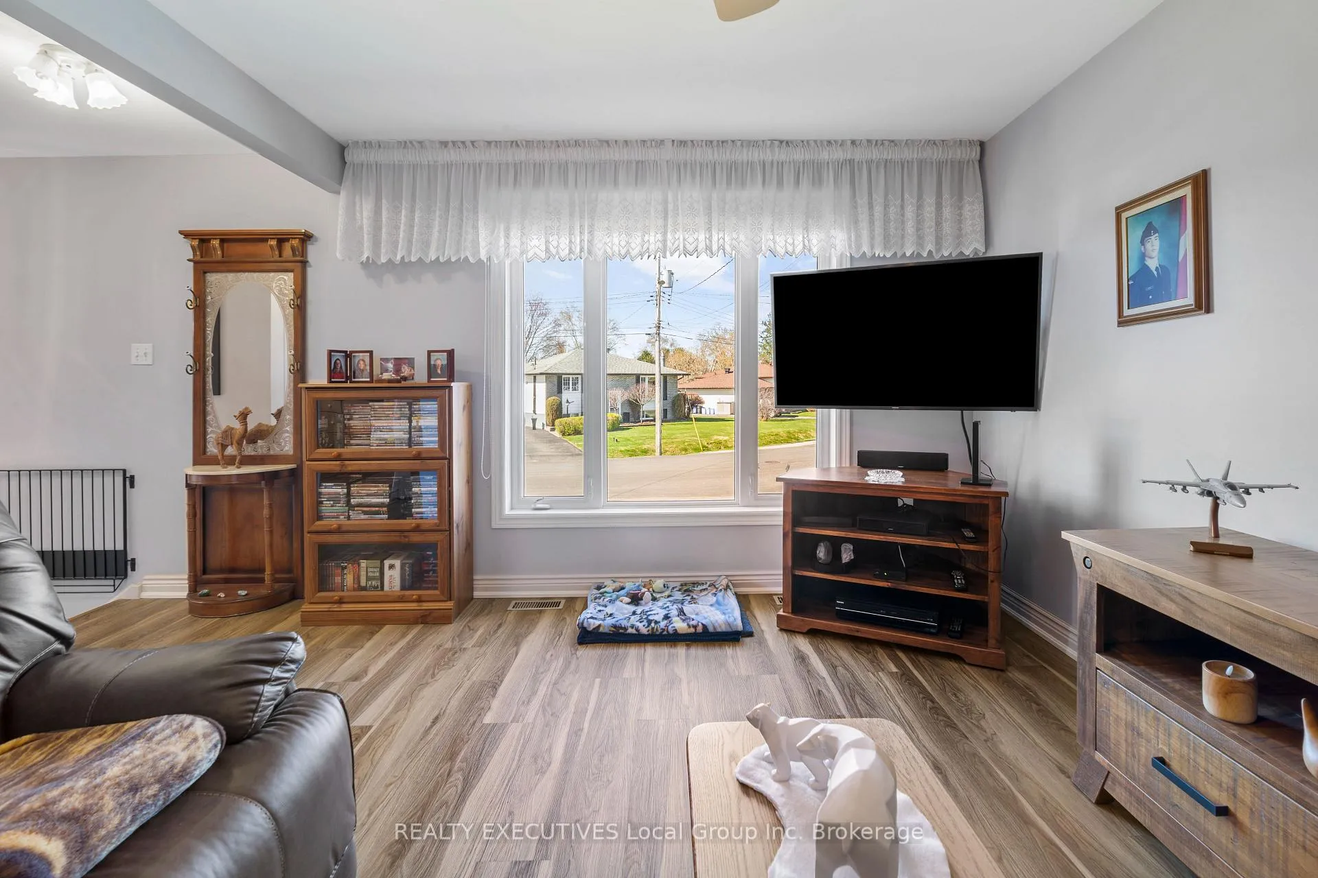 Photo 7 of 18 Van Horne Crescent, North Bay, Ferris — HOMEH