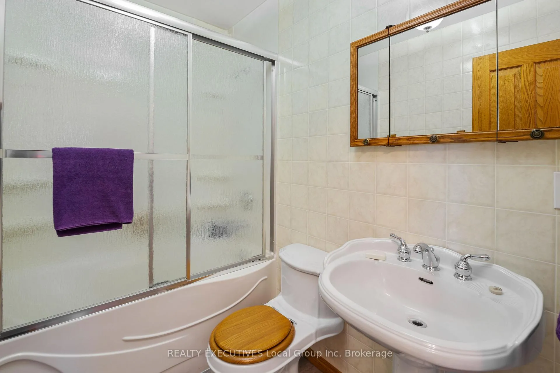 Photo 15 of 18 Van Horne Crescent, North Bay, Ferris — HOMEH