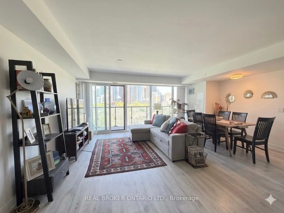 Photo 5 of Unit 602, 575 Bloor Street E, Toronto, North St. James Town — HOMEH