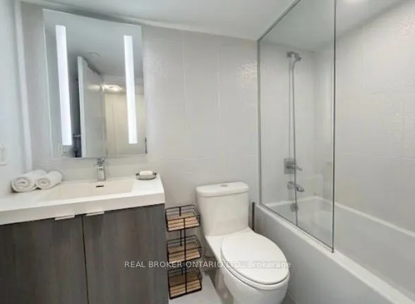 Photo 8 of Unit 602, 575 Bloor Street E, Toronto, North St. James Town — HOMEH