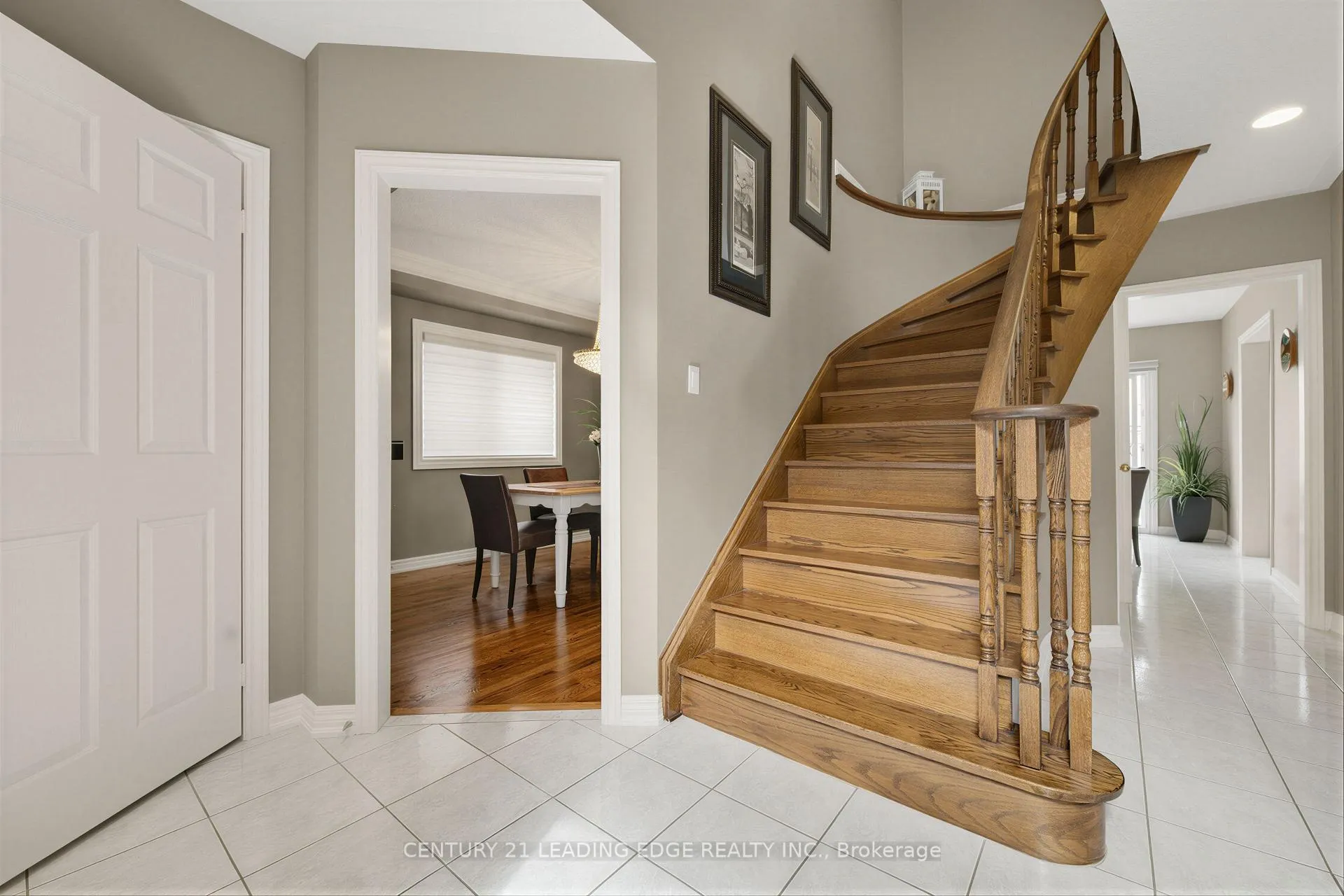 Photo 12 of 145 Quince Crescent, Markham, Rouge River Estates — HOMEH