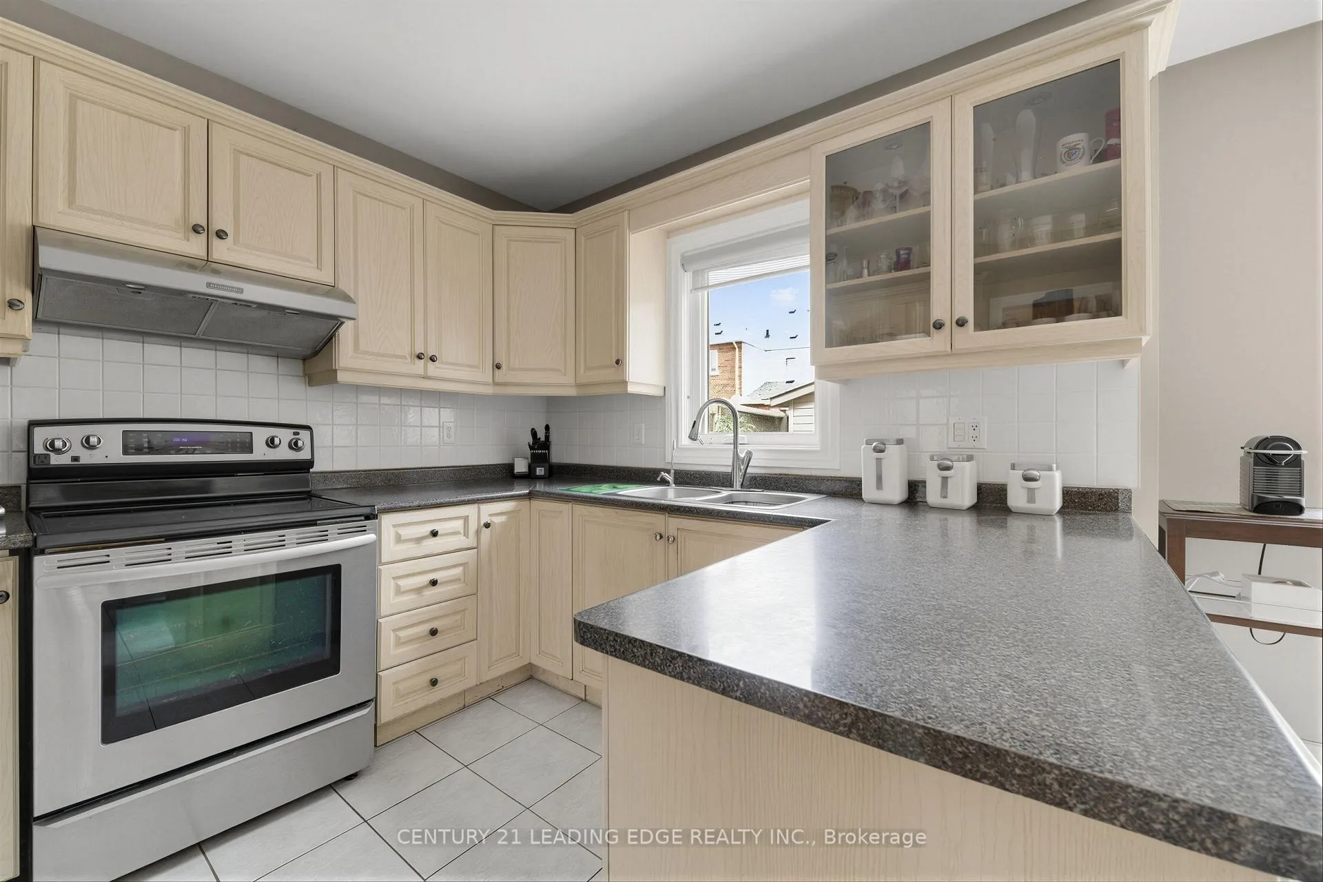 Photo 15 of 145 Quince Crescent, Markham, Rouge River Estates — HOMEH