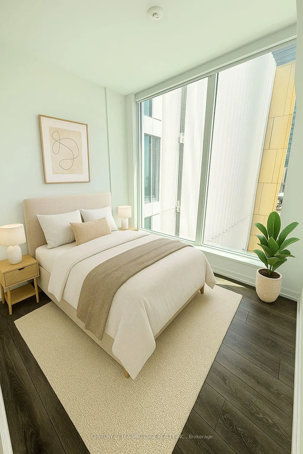 Photo 5 of Unit 601, 5 Buttermill Avenue, Vaughan, Concord — HOMEH