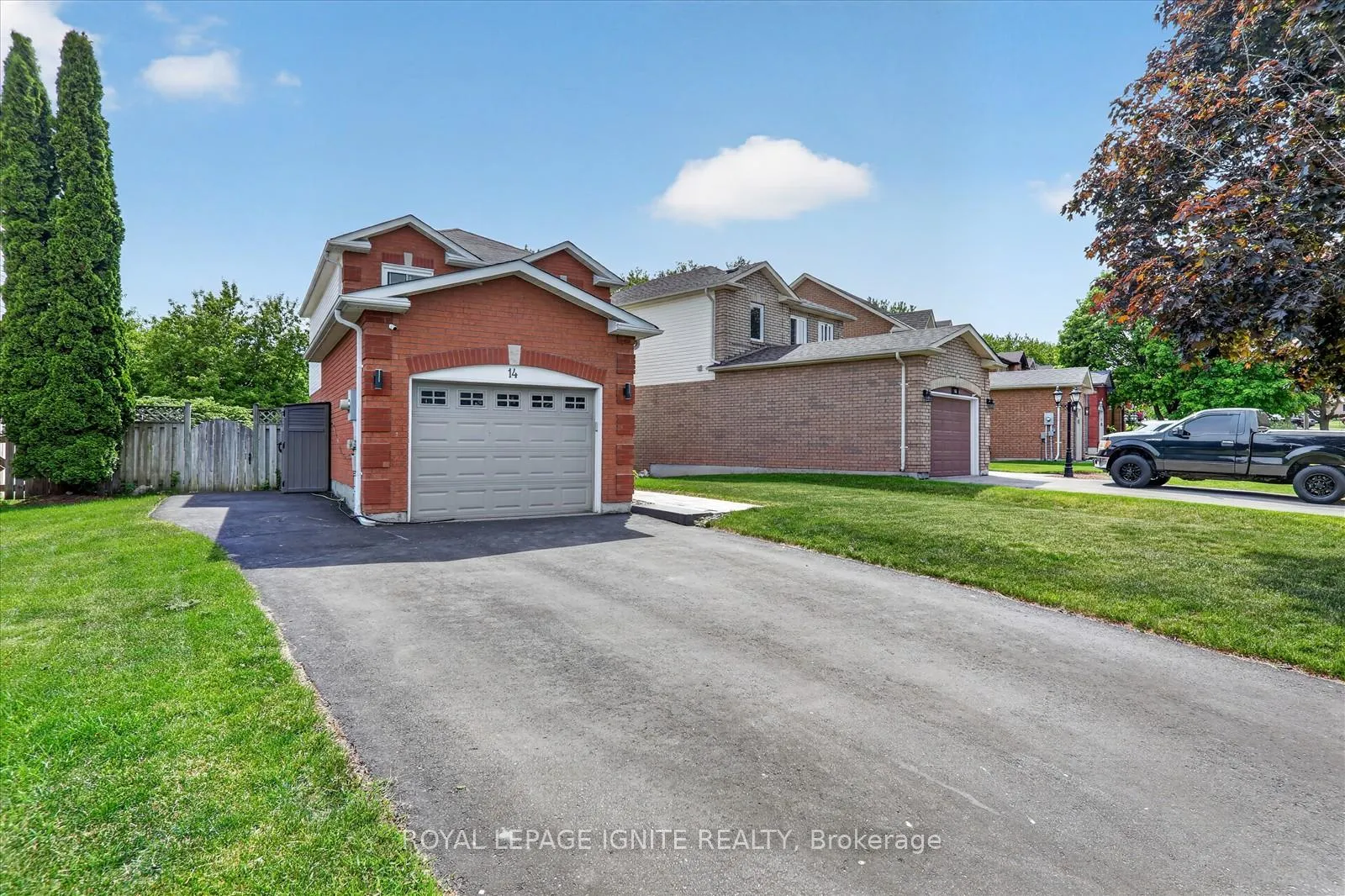 Photo 4 of 14 Elephant Hill Drive, Clarington, Bowmanville — HOMEH