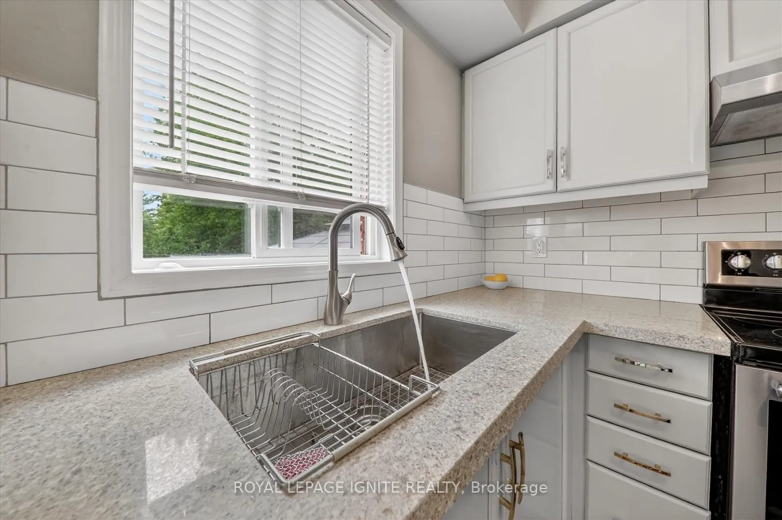 Photo 23 of 14 Elephant Hill Drive, Clarington, Bowmanville — HOMEH