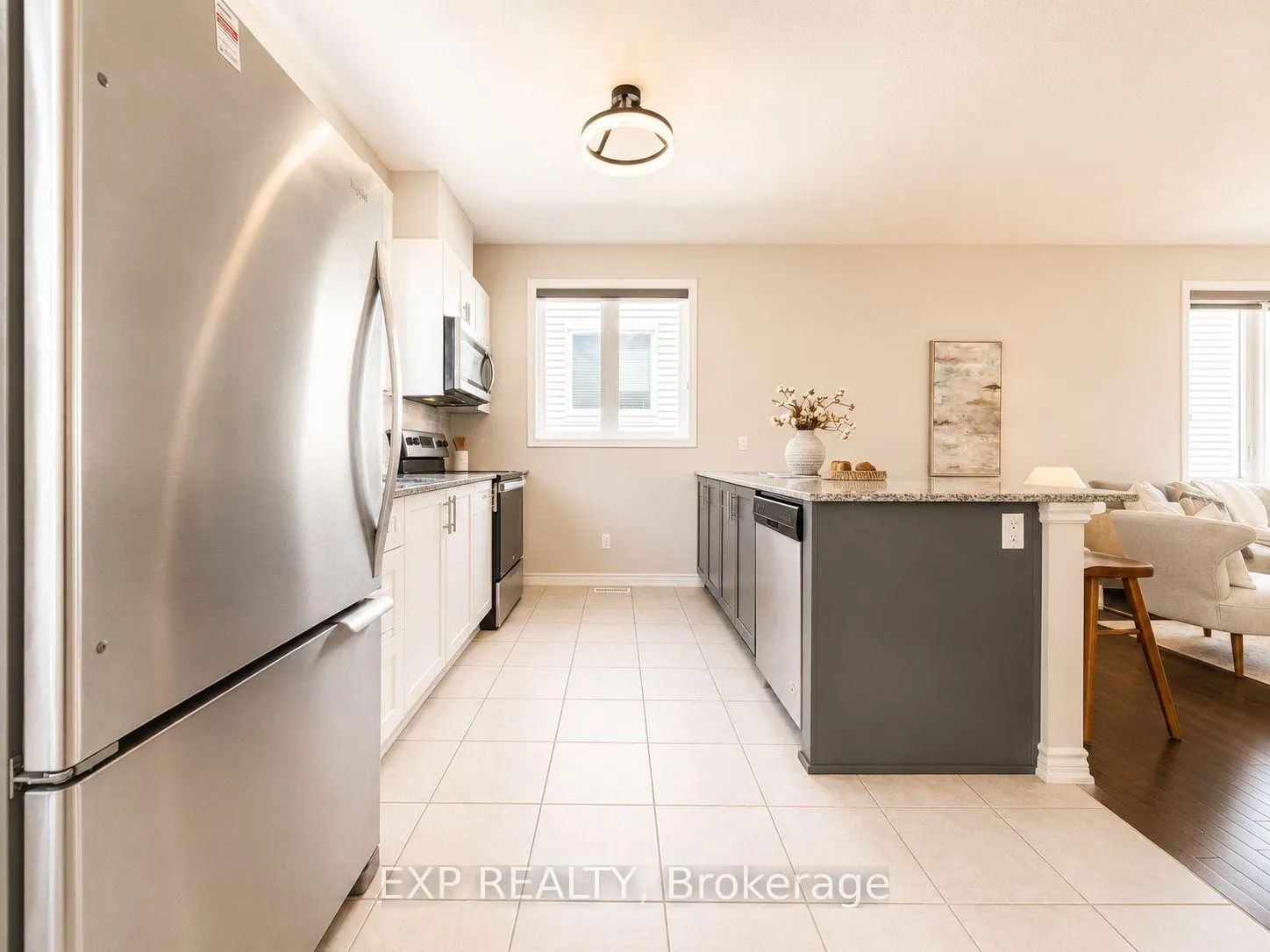 Photo 14 of 516 Loury Row, Ottawa, Chapel Hill South - Orleans Village — HOMEH