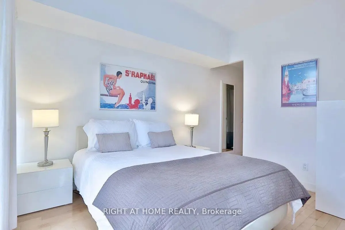 Photo 7 of Unit 1005, 33 Charles Street E, Toronto, Church-Yonge Corridor — HOMEH