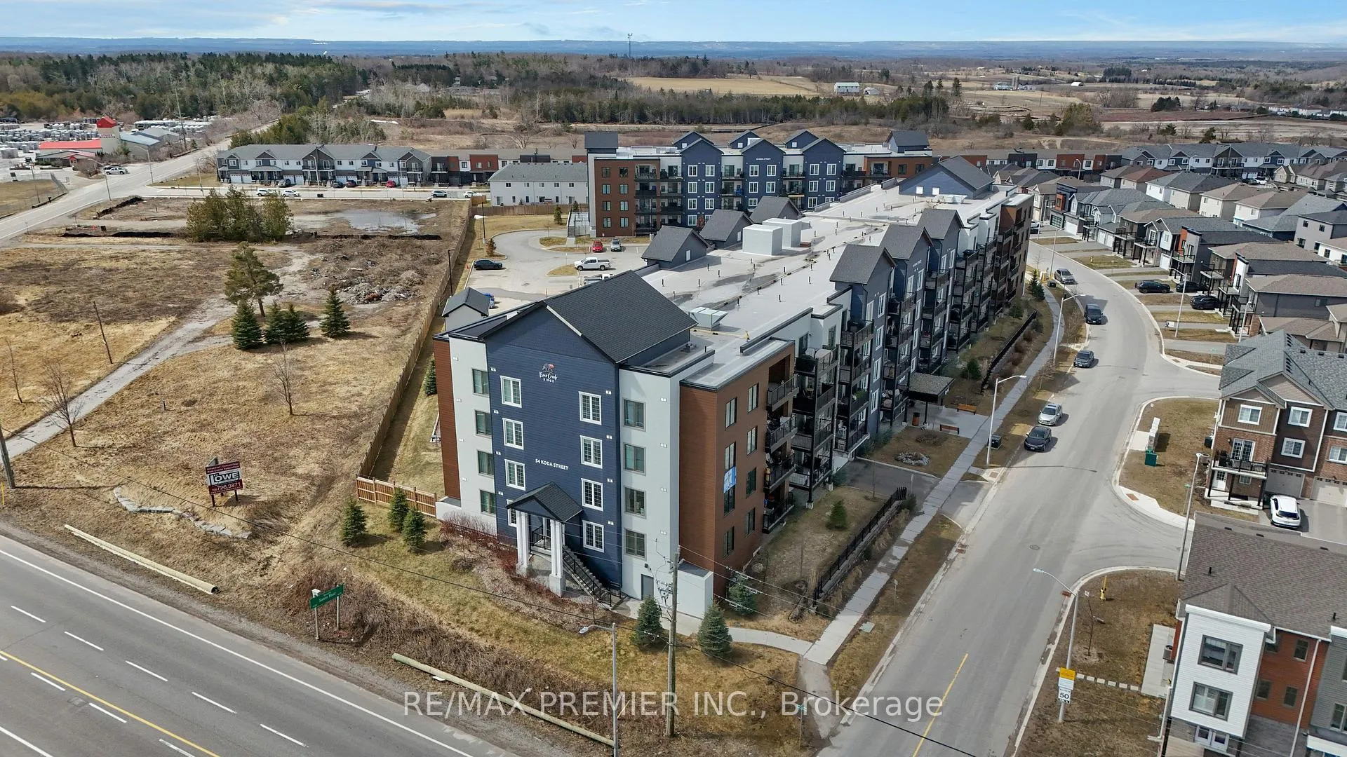 Front of Unit 417, 54 Koda Street