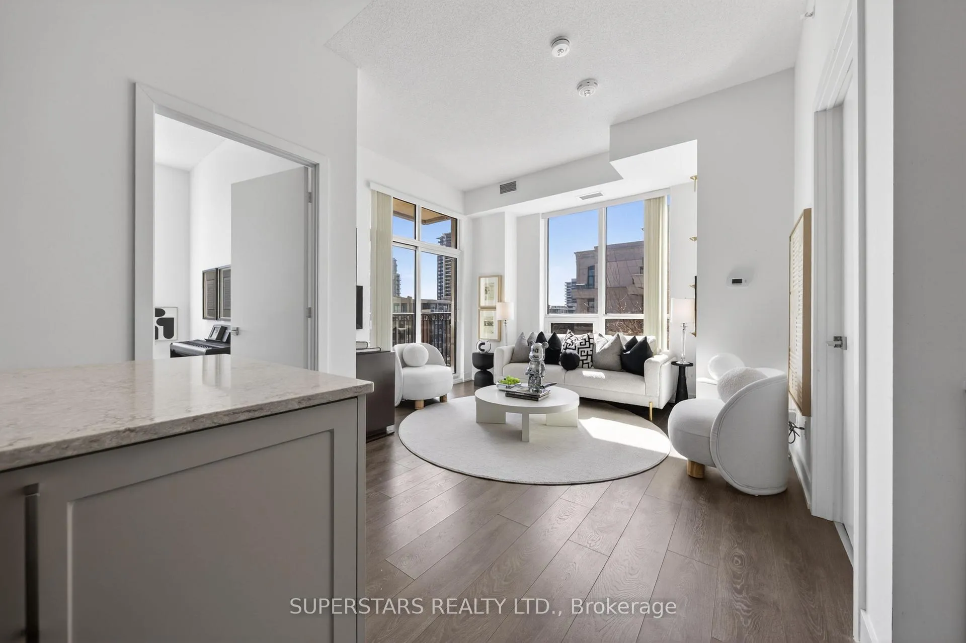 Photo 11 of Unit 817, 278 Buchanan Drive, Markham, Unionville — HOMEH