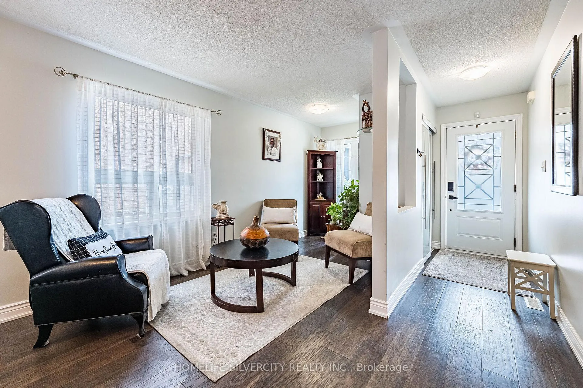 Photo 7 of 32 Continental Road, Brampton, Fletcher's Meadow — HOMEH