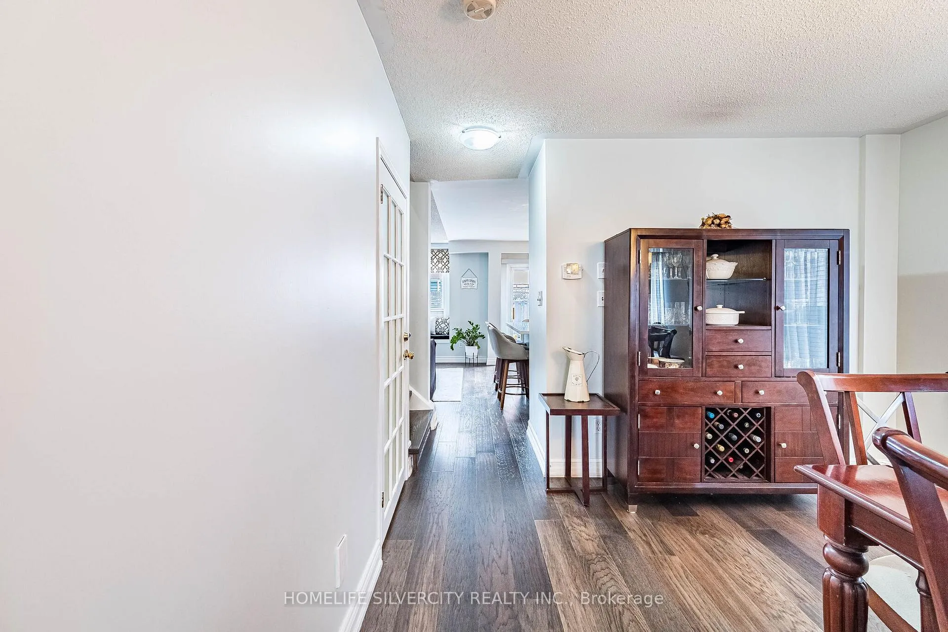 Photo 9 of 32 Continental Road, Brampton, Fletcher's Meadow — HOMEH