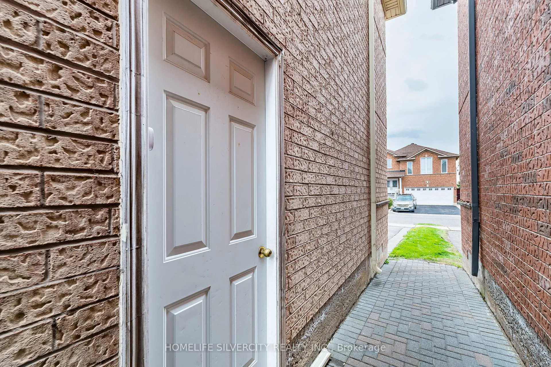 Photo 50 of 32 Continental Road, Brampton, Fletcher's Meadow — HOMEH