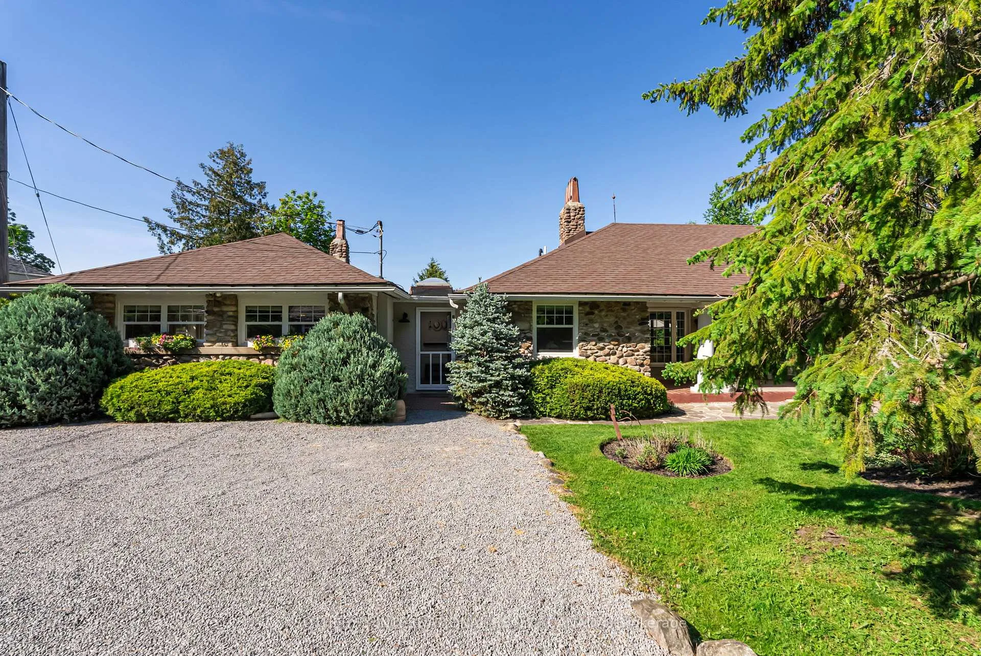 Photo 4 of 30 Hedge Road, Georgina, Sutton & Jackson's Point — HOMEH