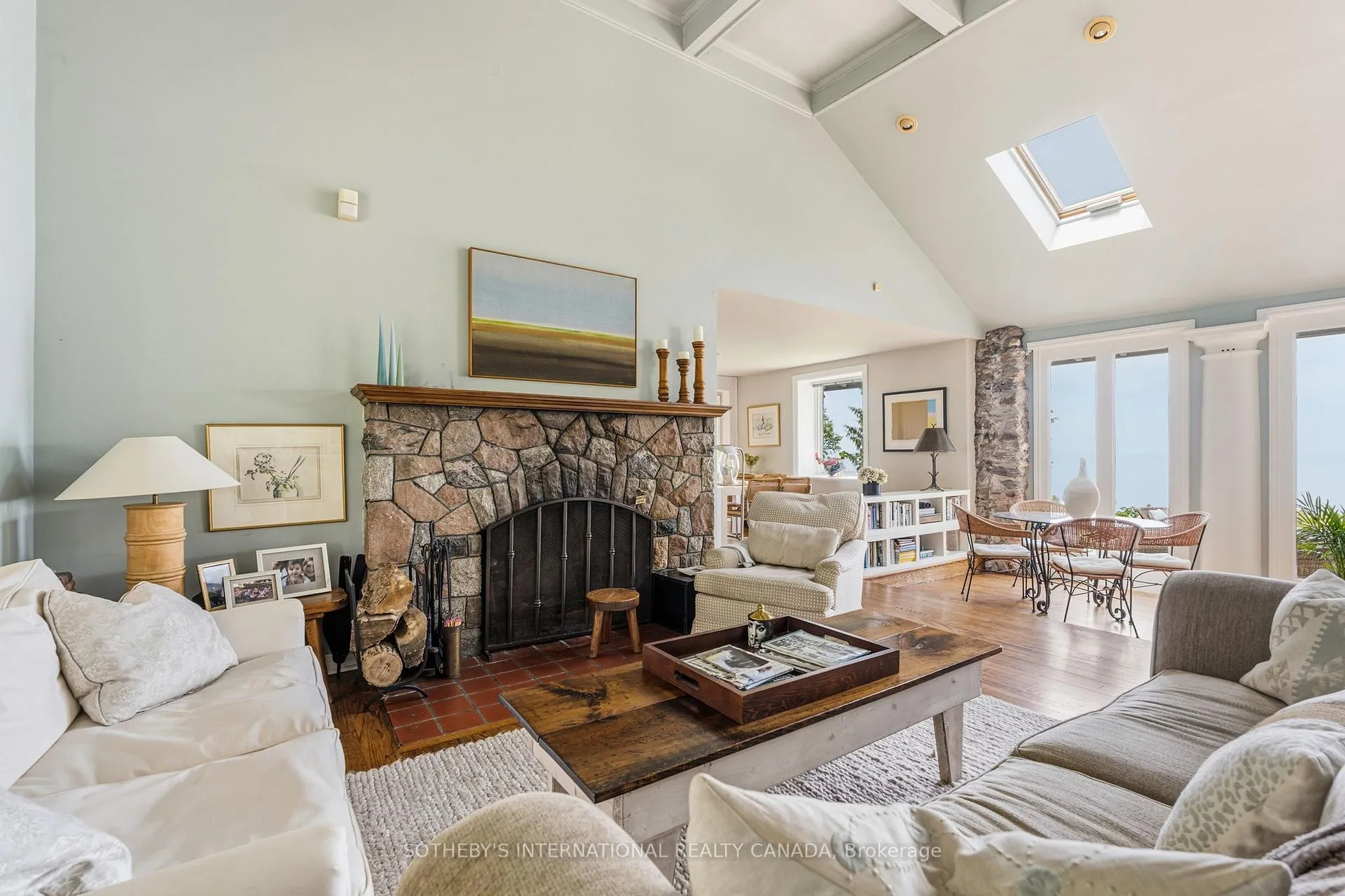 Photo 11 of 30 Hedge Road, Georgina, Sutton & Jackson's Point — HOMEH