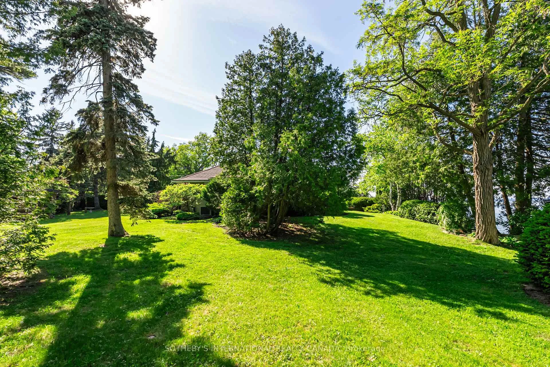 Photo 40 of 30 Hedge Road, Georgina, Sutton & Jackson's Point — HOMEH