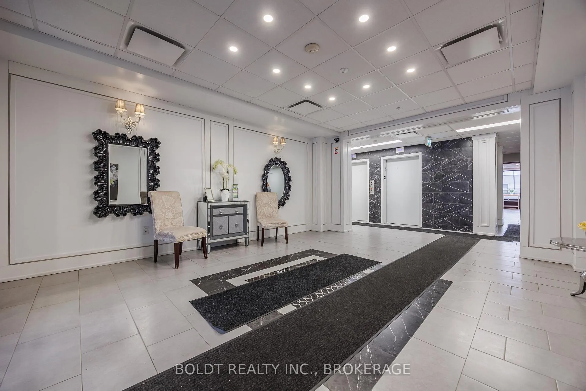 Photo 6 of Unit 407, 5837 Dunn Street, Niagara Falls, Dorchester — HOMEH