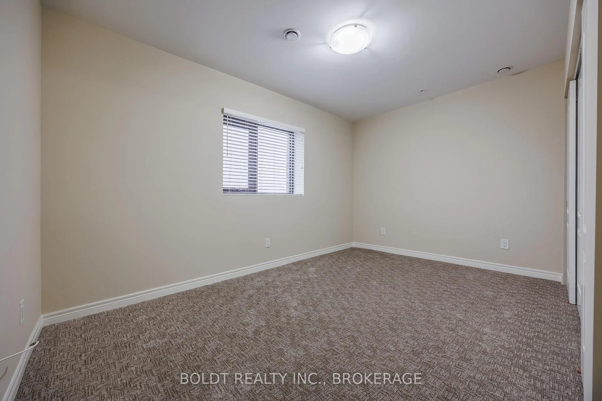 Photo 13 of Unit 407, 5837 Dunn Street, Niagara Falls, Dorchester — HOMEH