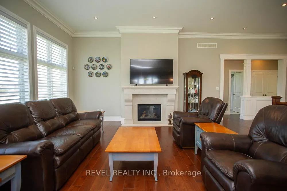 Photo 18 of 29 Westlake Boulevard, Brantford, Empire South — HOMEH