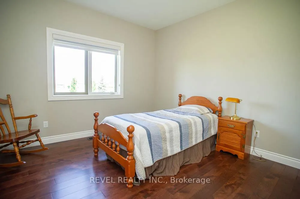 Photo 26 of 29 Westlake Boulevard, Brantford, Empire South — HOMEH