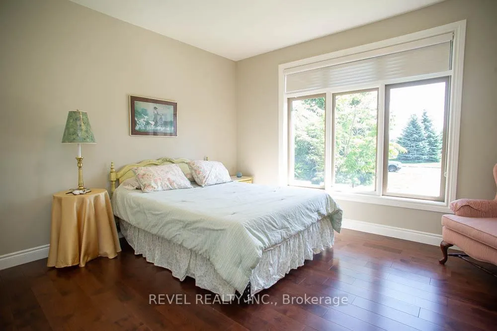 Photo 28 of 29 Westlake Boulevard, Brantford, Empire South — HOMEH