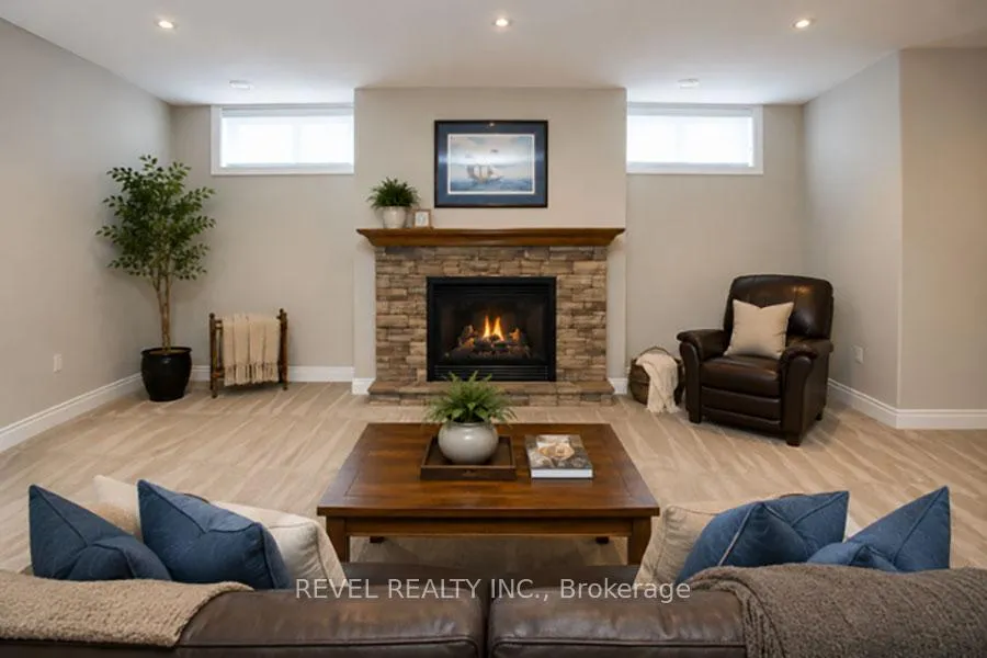 Photo 33 of 29 Westlake Boulevard, Brantford, Empire South — HOMEH