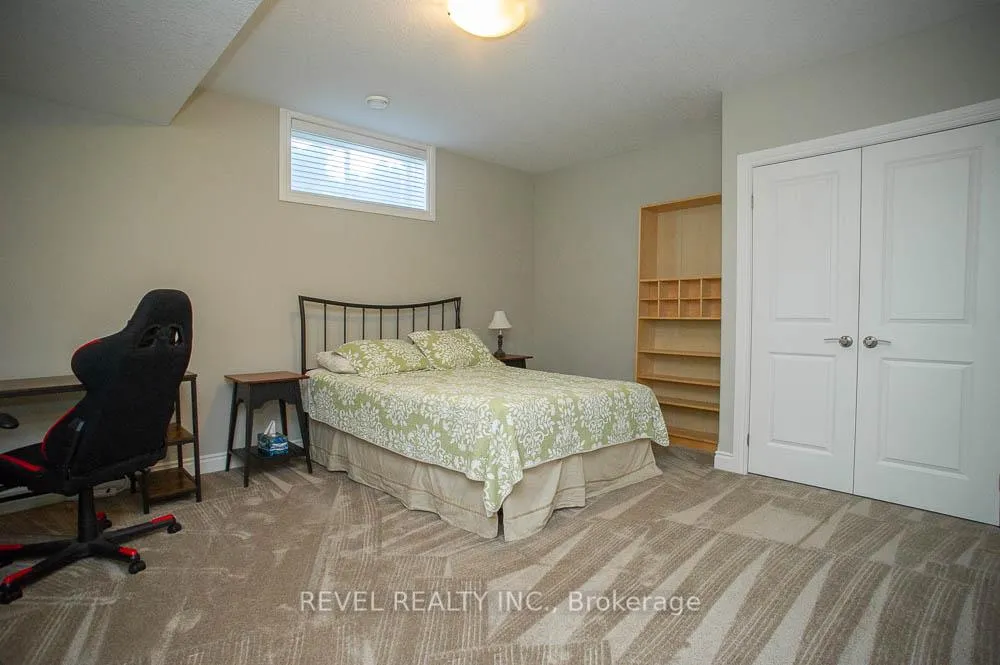Photo 36 of 29 Westlake Boulevard, Brantford, Empire South — HOMEH