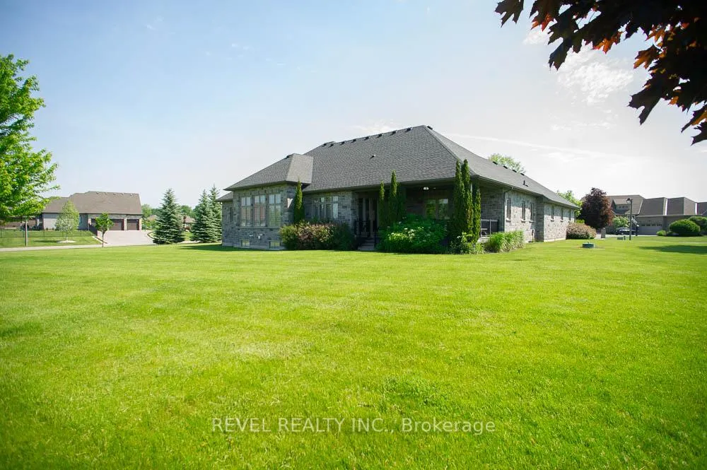 Photo 42 of 29 Westlake Boulevard, Brantford, Empire South — HOMEH