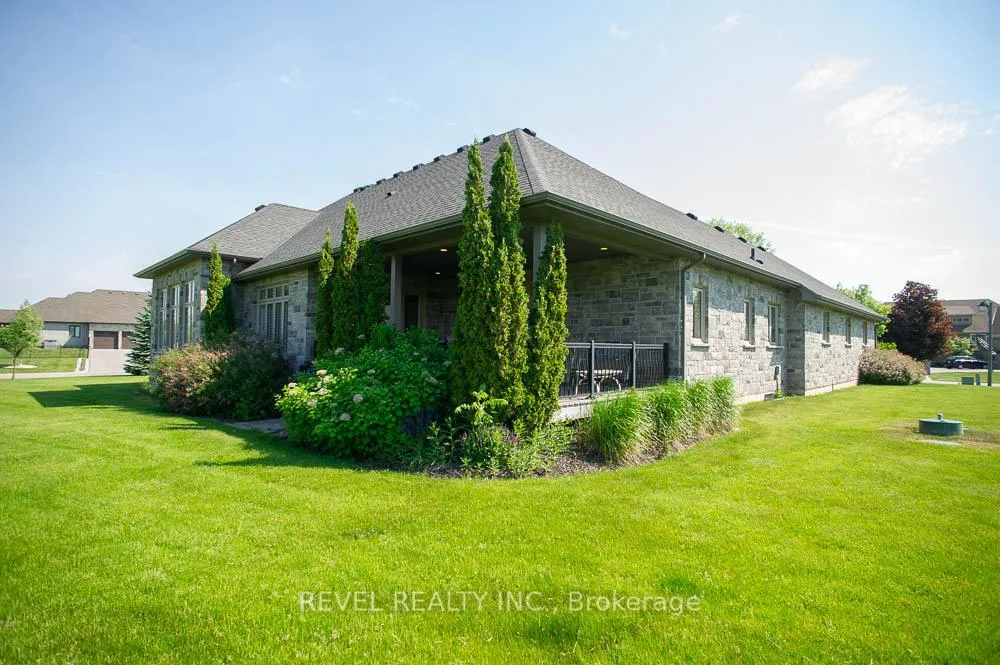 Photo 43 of 29 Westlake Boulevard, Brantford, Empire South — HOMEH