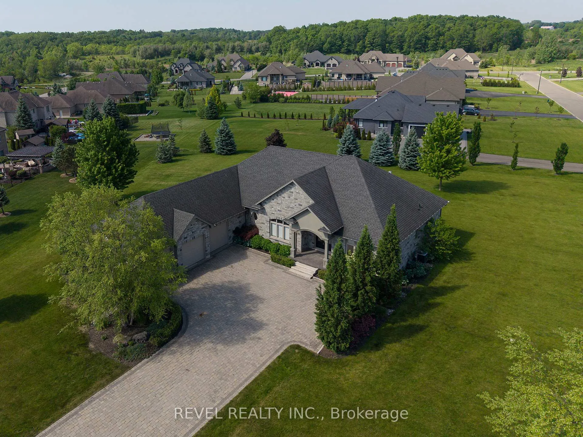 Photo 44 of 29 Westlake Boulevard, Brantford, Empire South — HOMEH
