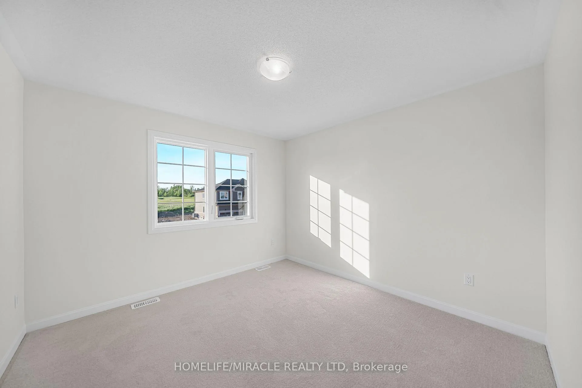Photo 30 of 93 Royal Oak Crescent, Loyalist, Bath — HOMEH