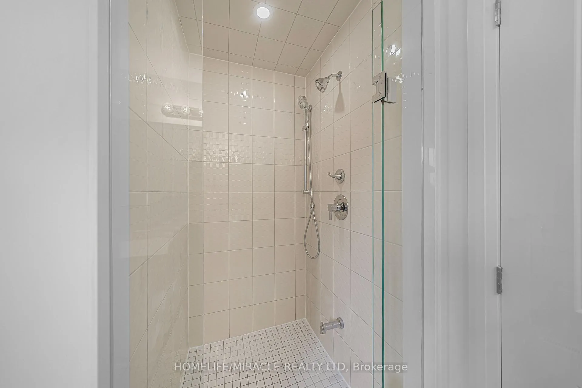Photo 39 of 93 Royal Oak Crescent, Loyalist, Bath — HOMEH