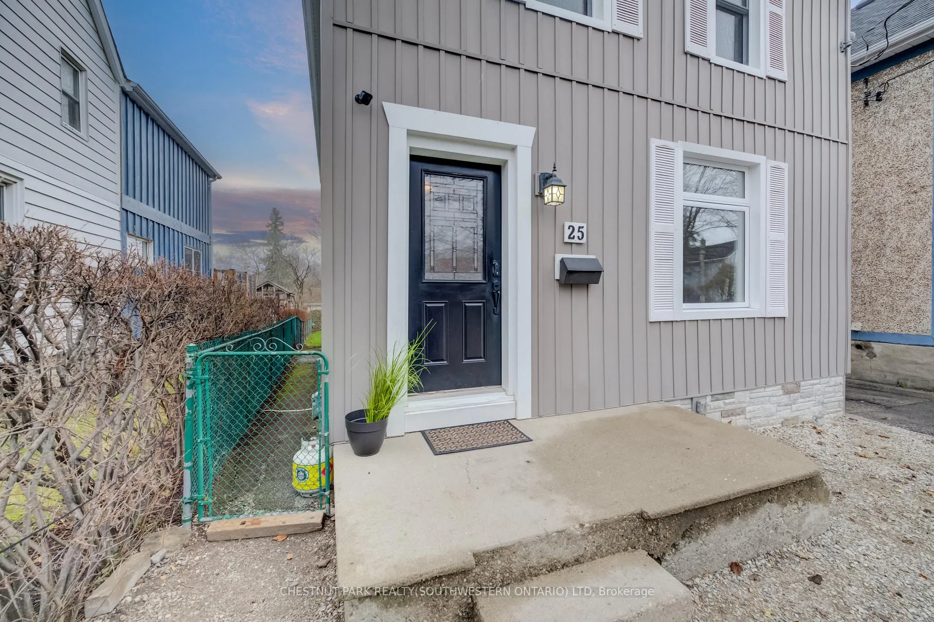 Photo 5 of 25 John Street, Cambridge, St. Andrews Estates — HOMEH