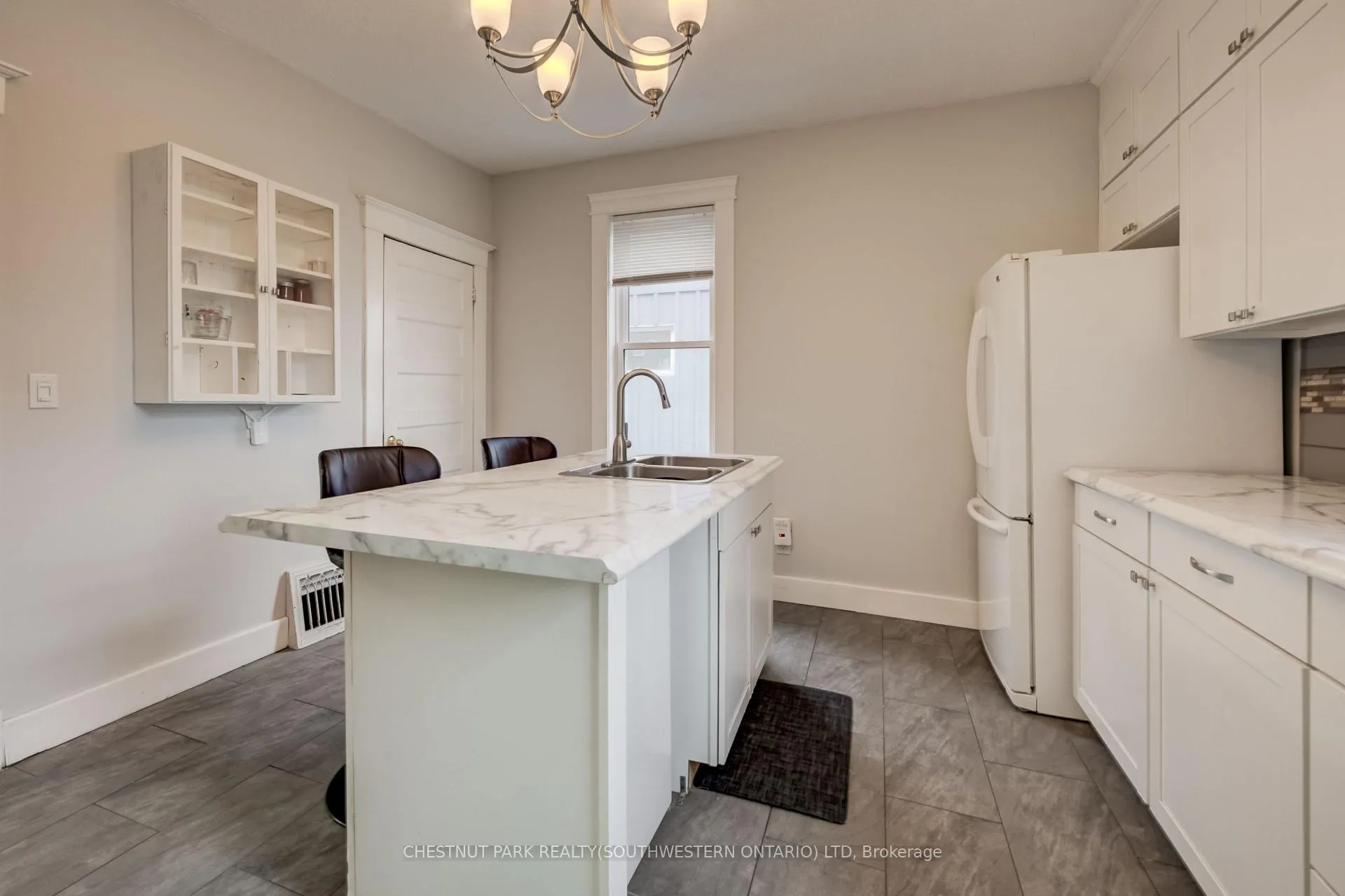 Photo 14 of 25 John Street, Cambridge, St. Andrews Estates — HOMEH