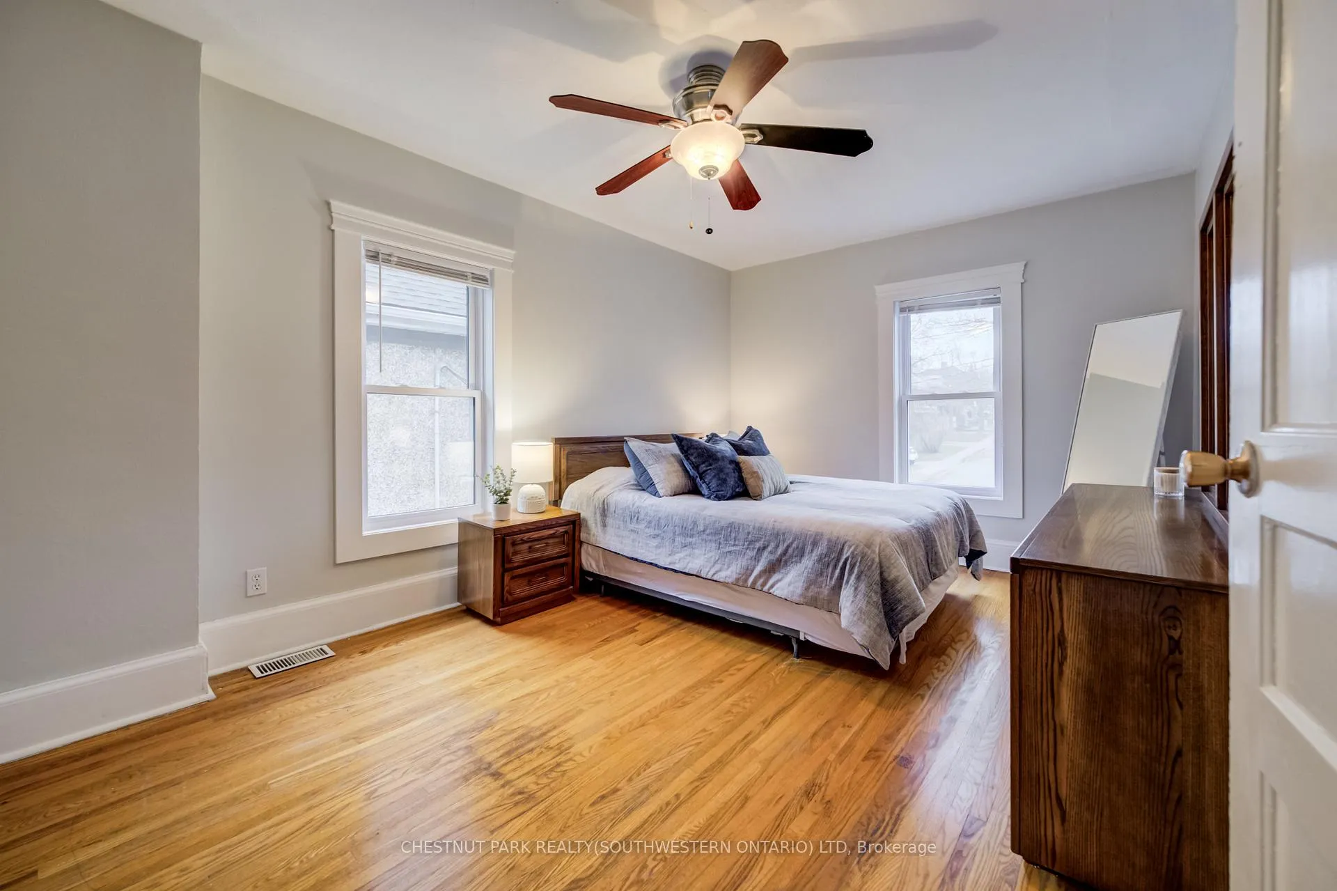 Photo 26 of 25 John Street, Cambridge, St. Andrews Estates — HOMEH